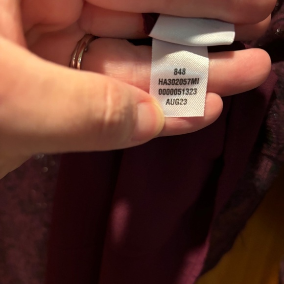 Halogen Metallic Balloon Sleeve Blouse in Burgundy Large NWT - Picture 8 of 8